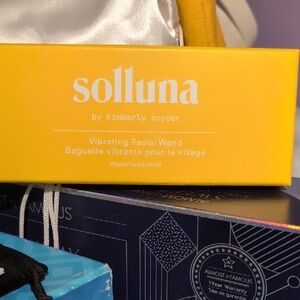 Vibrating Facial Wand - Yellow